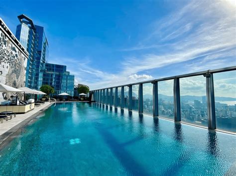 7 Hotel Pool Passes in Hong Kong