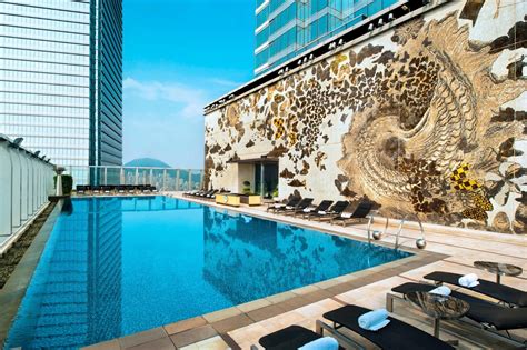 The 5 Best Hong Kong Swimming Pools For Summer