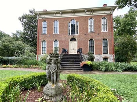 hobson grove outside