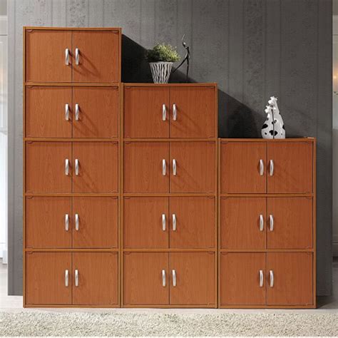 hodedah 8 door storage cabinet