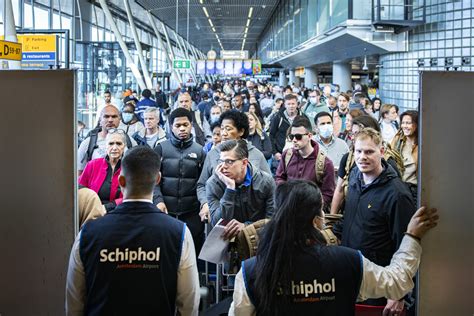 hoe laat aanwezig op schiphol