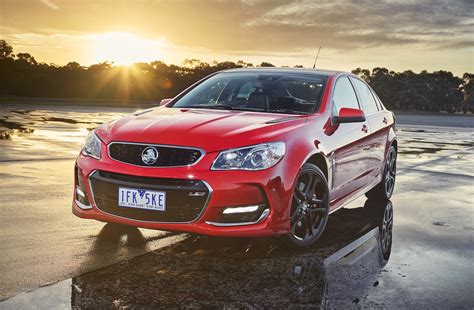 holden commodore