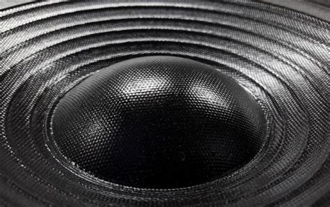 Hole In Speaker Dust Cap