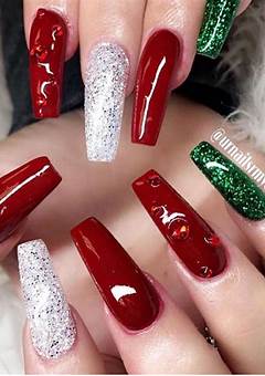 Holiday Nails 2022 Acrylic: The Trendiest Nail Art Designs For The Festive Season