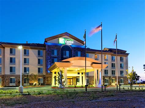 holiday inn express and suites fresno