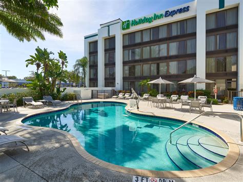 holiday inn express boca raton west booking