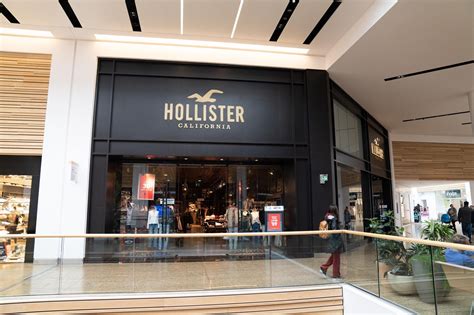 hollister near me jobs