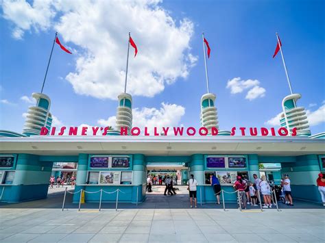 hollywood studio quick service