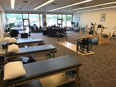 holy cross hospital physical therapy center