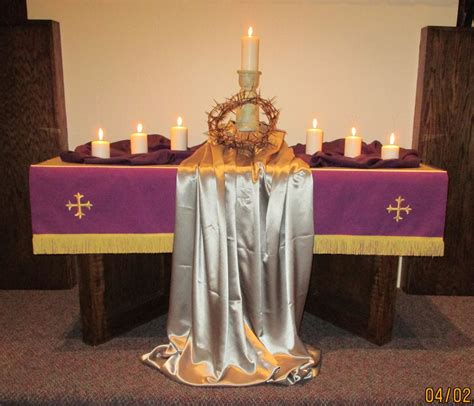 holy thursday altar decorations