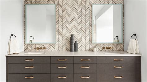 Better Bevel 24in Frameless Oval Frameless Bathroom Mirror in the Bathroom Mirrors department