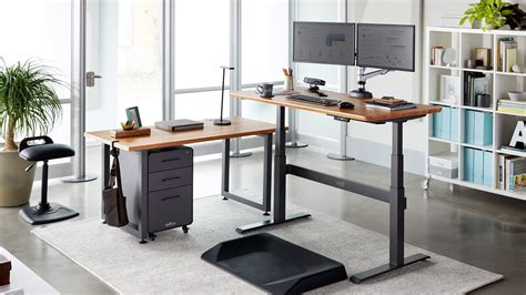 Small Home Office Ideas Standing Desk / Every home office needs a solid