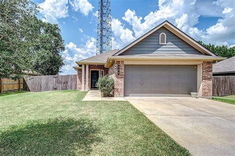 home for sale in navasota tx