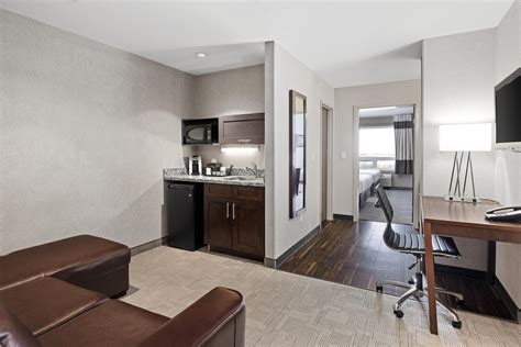 home suites swift current