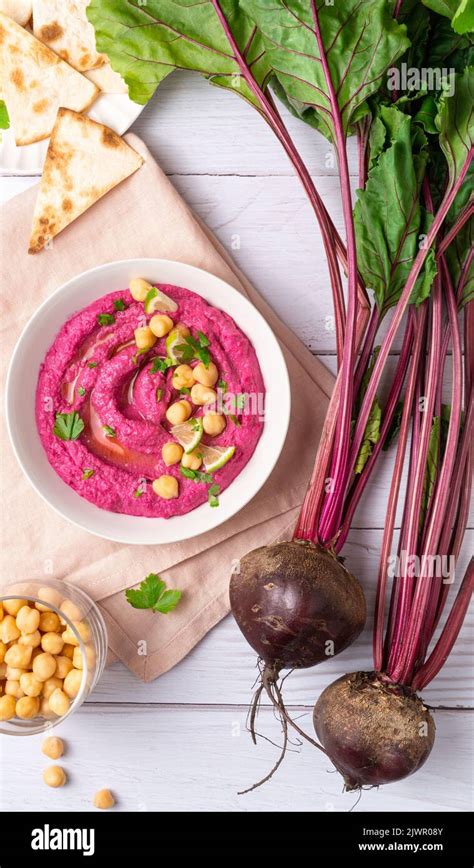 Homemade Hummus Beetroot