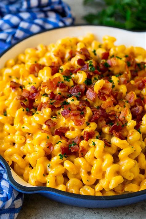 homemade mac and cheese with bacon