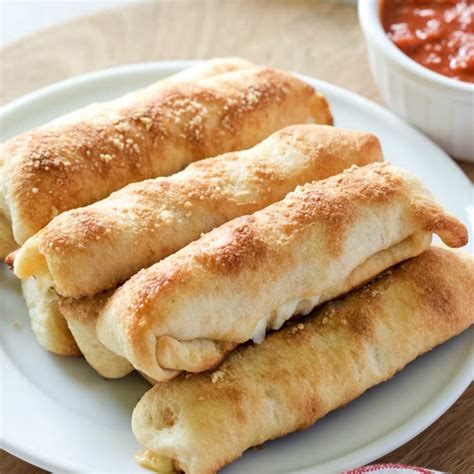 homemade pepperoni rolls with frozen dough