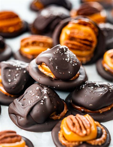 Homemade Pretzel Turtles