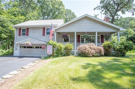 homes for sale in manchester ct