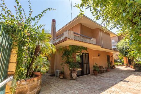 homes for sale in messina italy