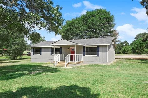 homes for sale in navasota texas