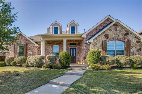 homes for sale in sachse tx under 300k