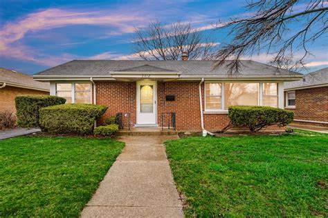 Homes In Berkeley Il