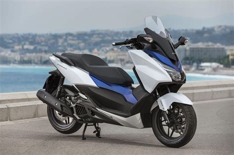 honda forza 125 2015