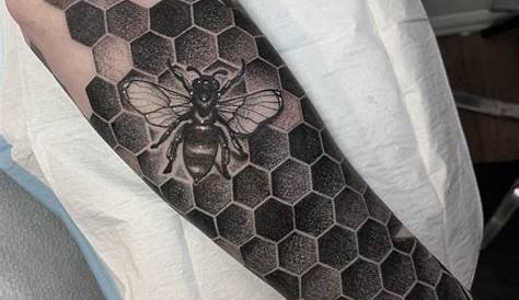 #hexagon #bee | Tatouage insecte, Tatouage d'abeille, Tatouage homme