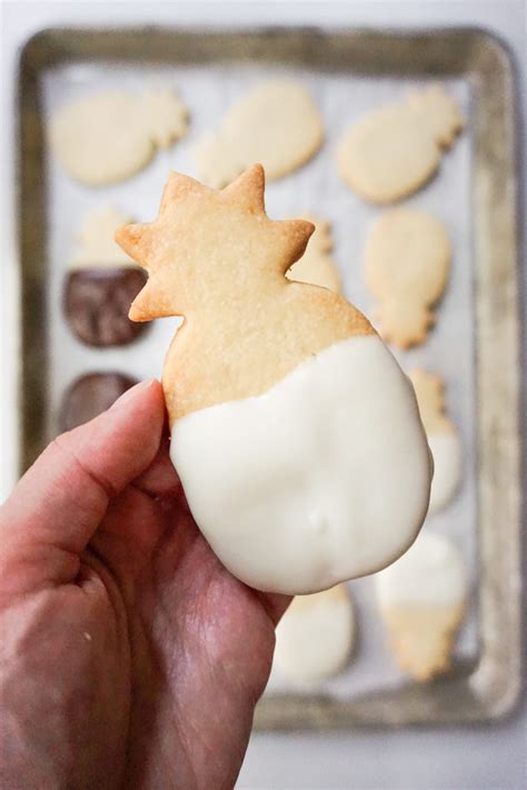 Taste the newest cookie flavor from Honolulu Cookie