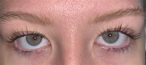 hooded eyes epicanthic fold