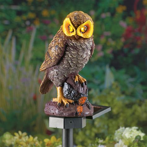 hooting garden owl