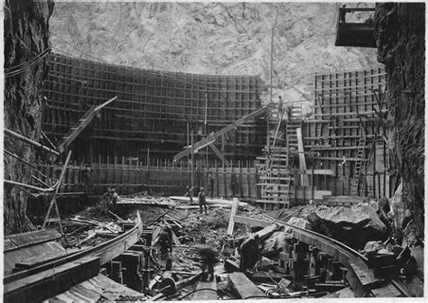 hoover dam during construction