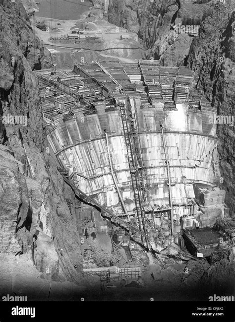hoover dam under construction in 1934