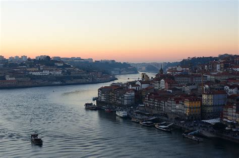 hora do por do sol porto