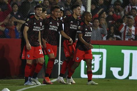 horario partido de river plate