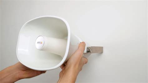 Horn Speaker Installation