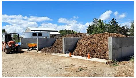 manure compost bin design constructions Horse manure