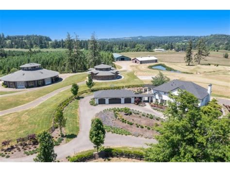 Horse Property Oregon