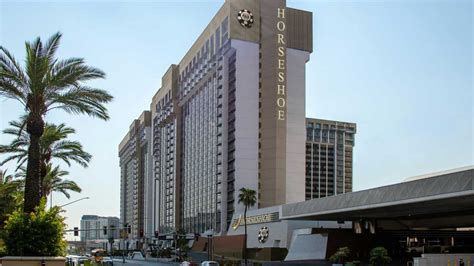 horseshoe casino parking las vegas