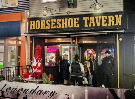 horseshoe tavern toronto capacity