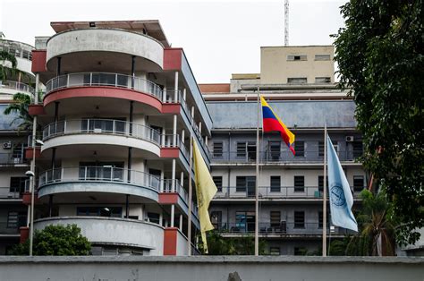 hospitals in caracas venezuela