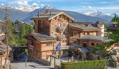 Hostellerie du Pas de l'Ours, a boutique hotel in Crans-montana - Page