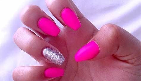 Hot Pink Nails With Glitter Ring Finger Springinspired And Sparkly Gold On