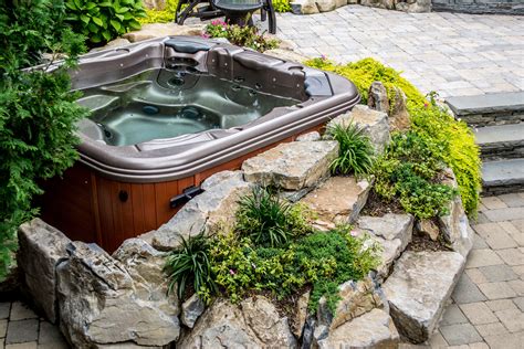 15 stunning hot tub landscaping ideas Buds Pools