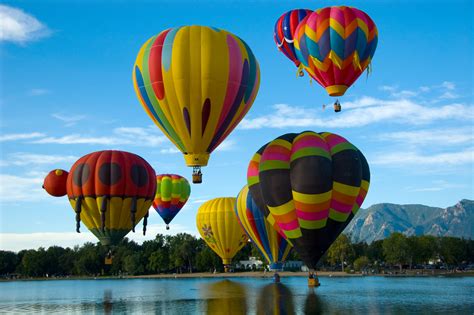 hot air balloon colorado springs
