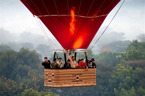 hot air balloon experiences