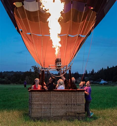 hot air balloon flights near sydney