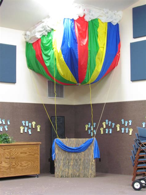 hot air balloon themed classroom