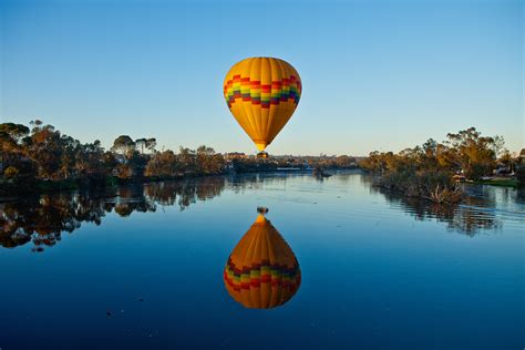 hot air ballooning western australia